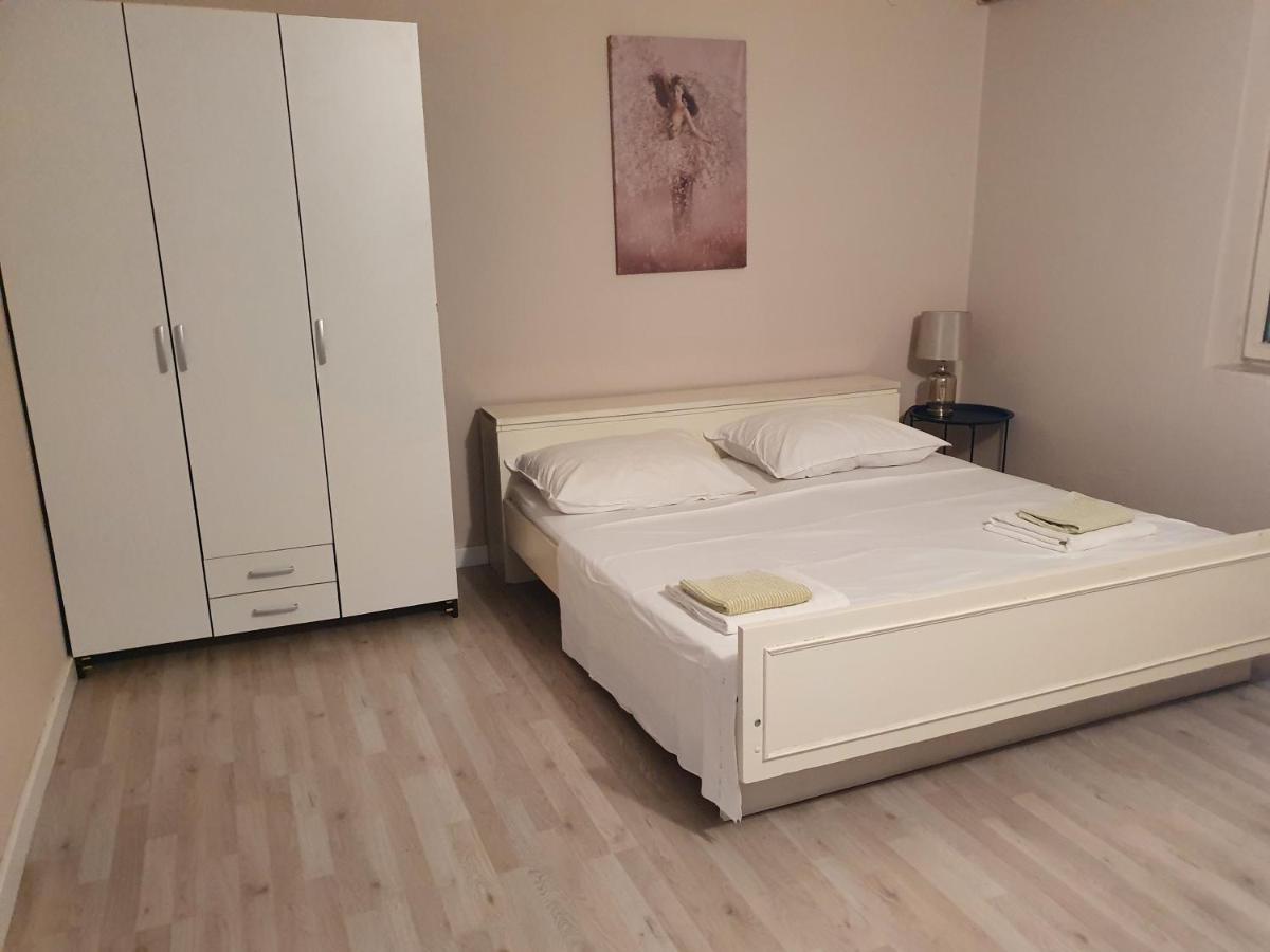 Apartman Luka Apartment Sinj Luaran gambar