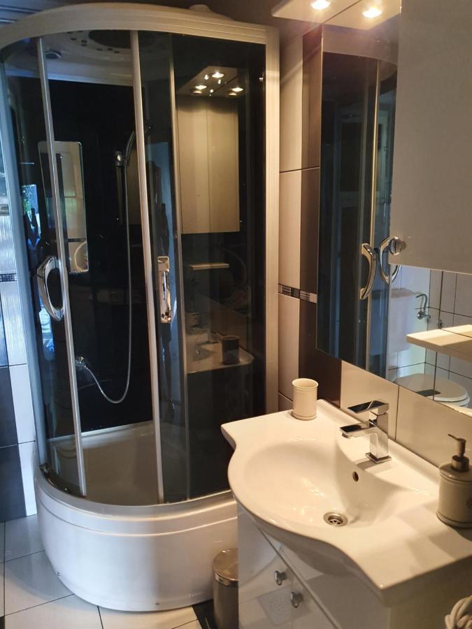 Apartman Luka Apartment Sinj Luaran gambar